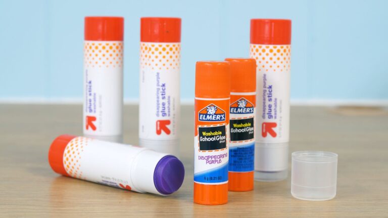 It sticks! How to use Glue Stick on 3D Print Bed ⋆ stlDenise3D